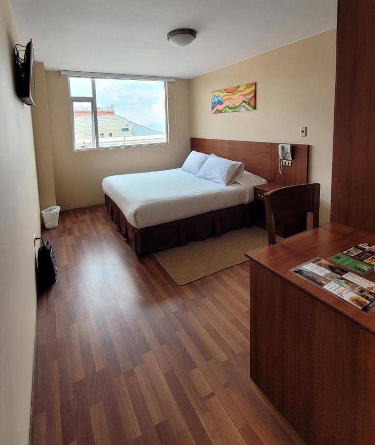 Hotel Madrid Ла-Пас Екстер'єр фото