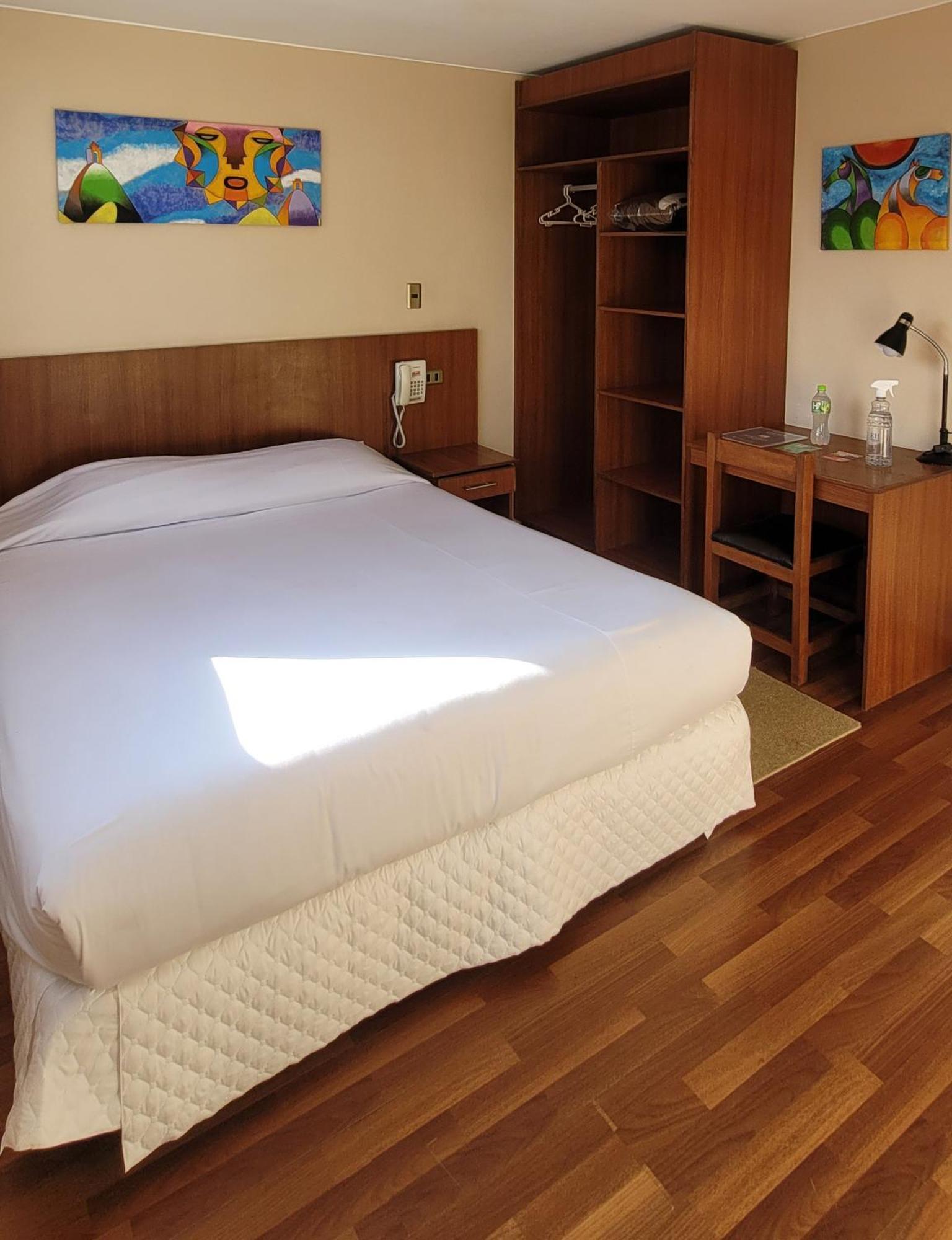 Hotel Madrid Ла-Пас Екстер'єр фото